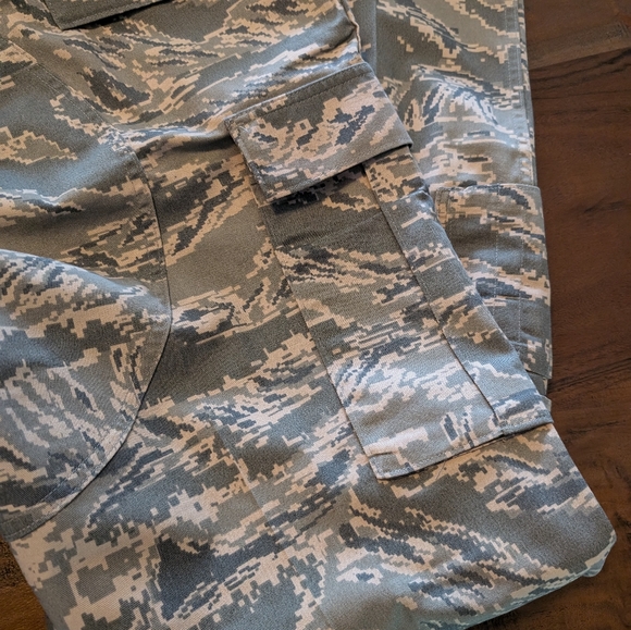 NWT U.S. Air Force Digital Camo Trouser, Size 36L - Picture 10 of 13